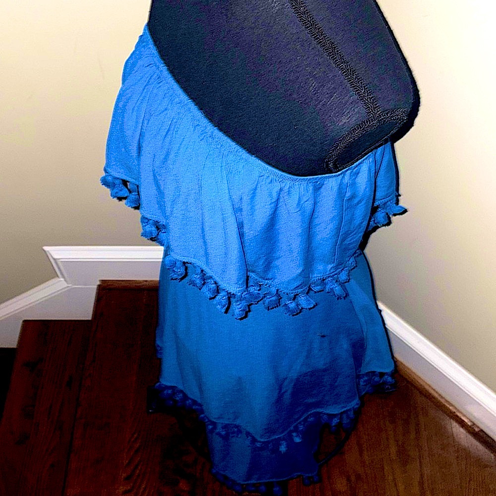 NWOT- Lulus Blue Layered Dress with beautiful embroidered accents on dress Med - Picture 14 of 14